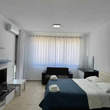 Casa Italia Aparthotel